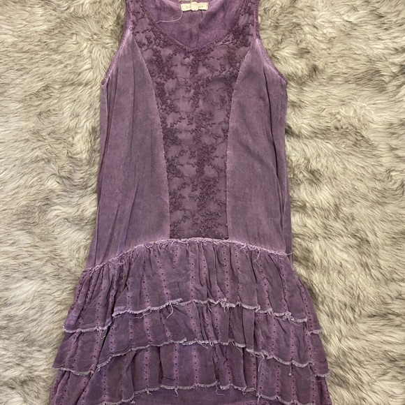 Black Swan Lace Ruffle Dress - Picture 5 of 6